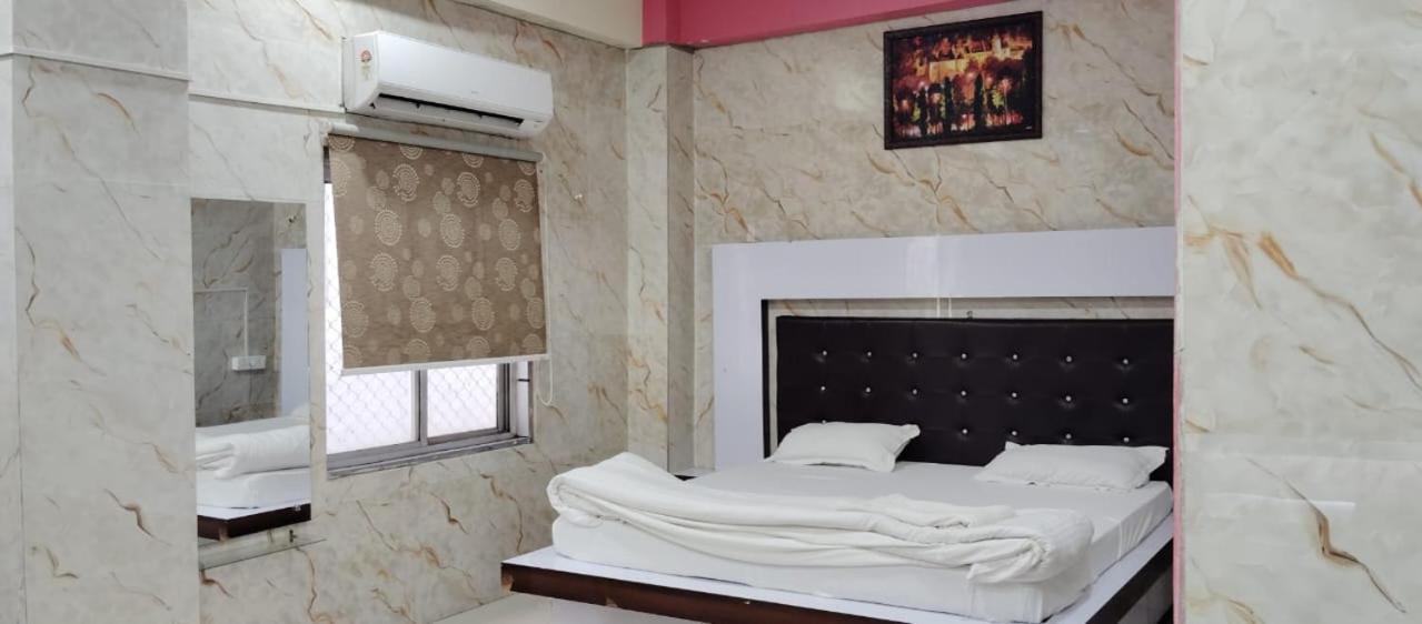 Hotel Shri Sai International, Sitamarhi Dumra ภายนอก รูปภาพ