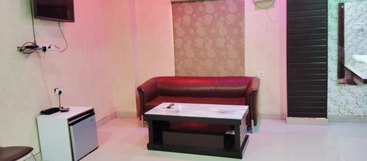 Hotel Shri Sai International, Sitamarhi Dumra ภายนอก รูปภาพ