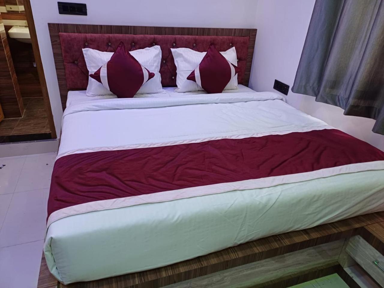 Hotel Shri Sai International, Sitamarhi Dumra ภายนอก รูปภาพ